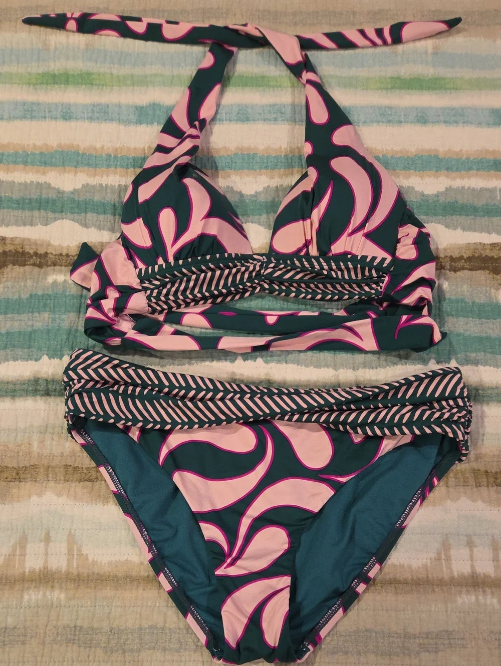 Gibson Latimer Two-Piece Bikini (Can Separate)